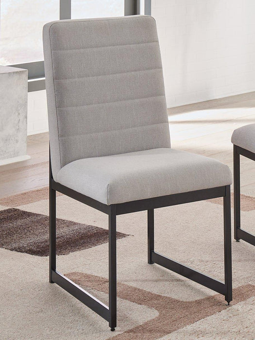 Tomtyn Dining Chair