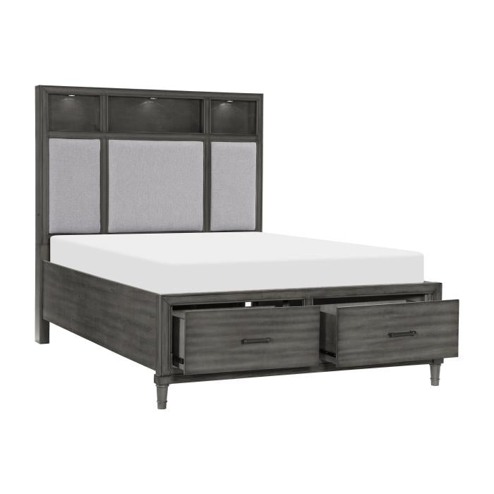 Wittenberry (3) Eastern King Platform Bed