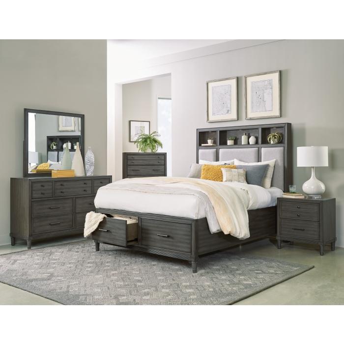 Wittenberry (3) Eastern King Platform Bed