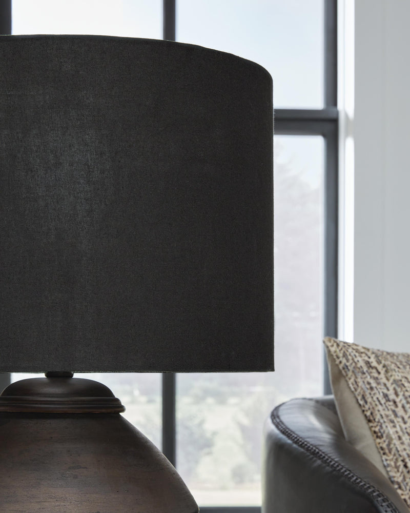 Naareman Lamp Set